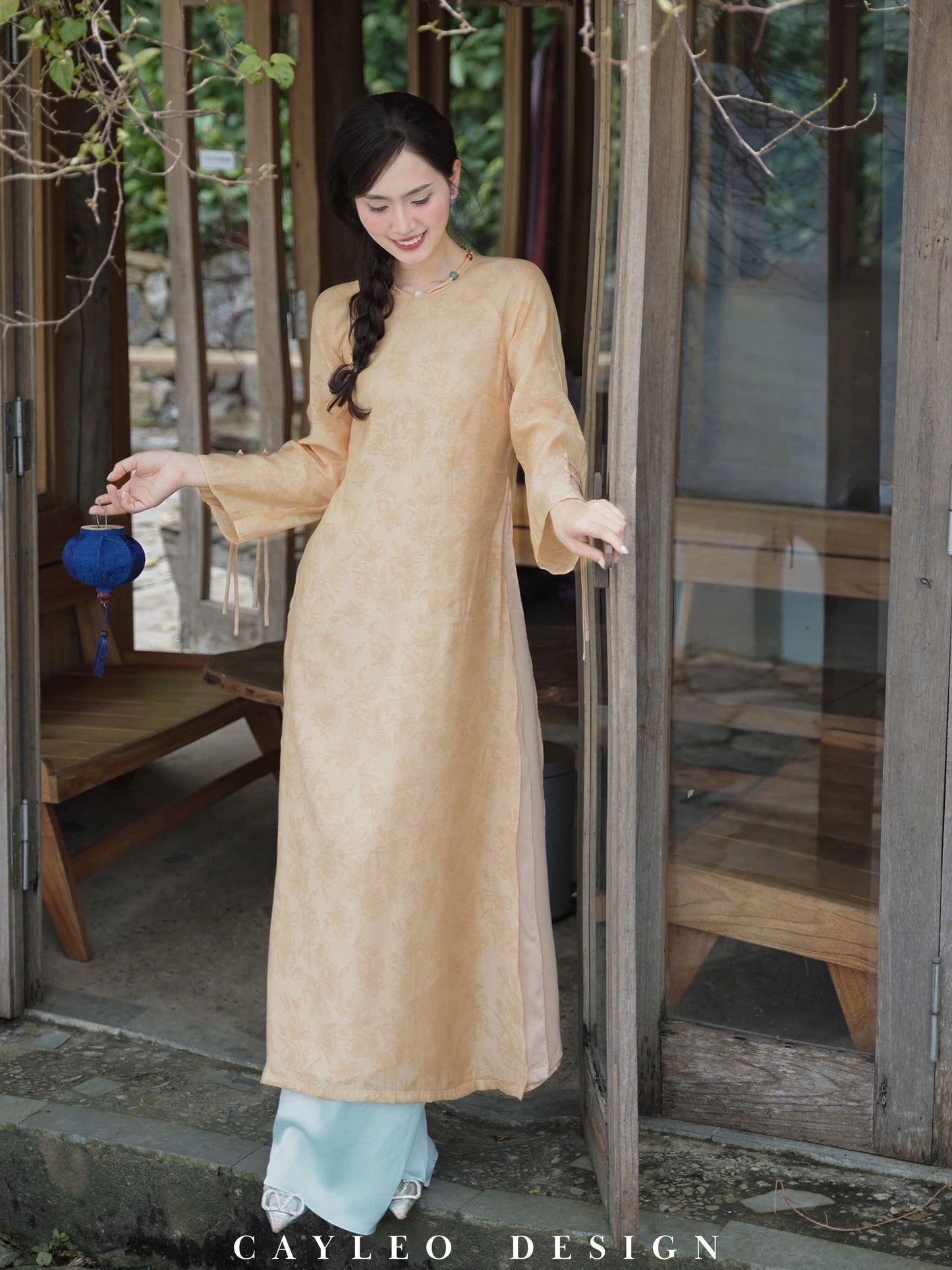 Ao Dai Cach Tan