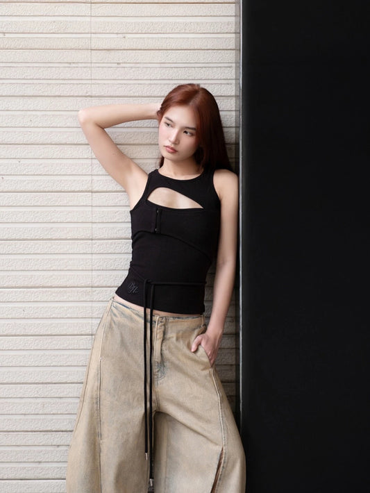 Conrad Sleeveles Top - Black