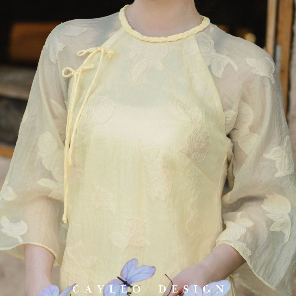 Uyen Ninh Ao Dai