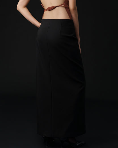 Woman wearing ribbed knit midi bodycon dress
