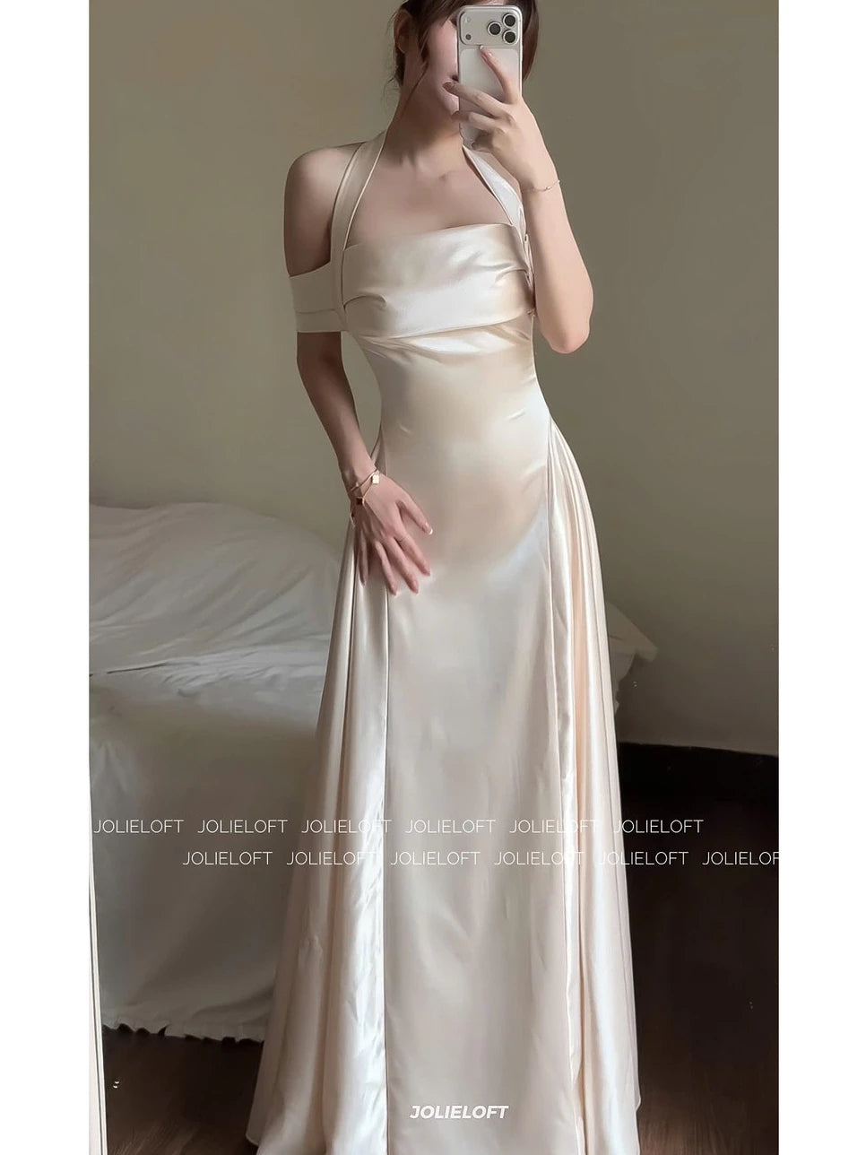 Lyra Dress