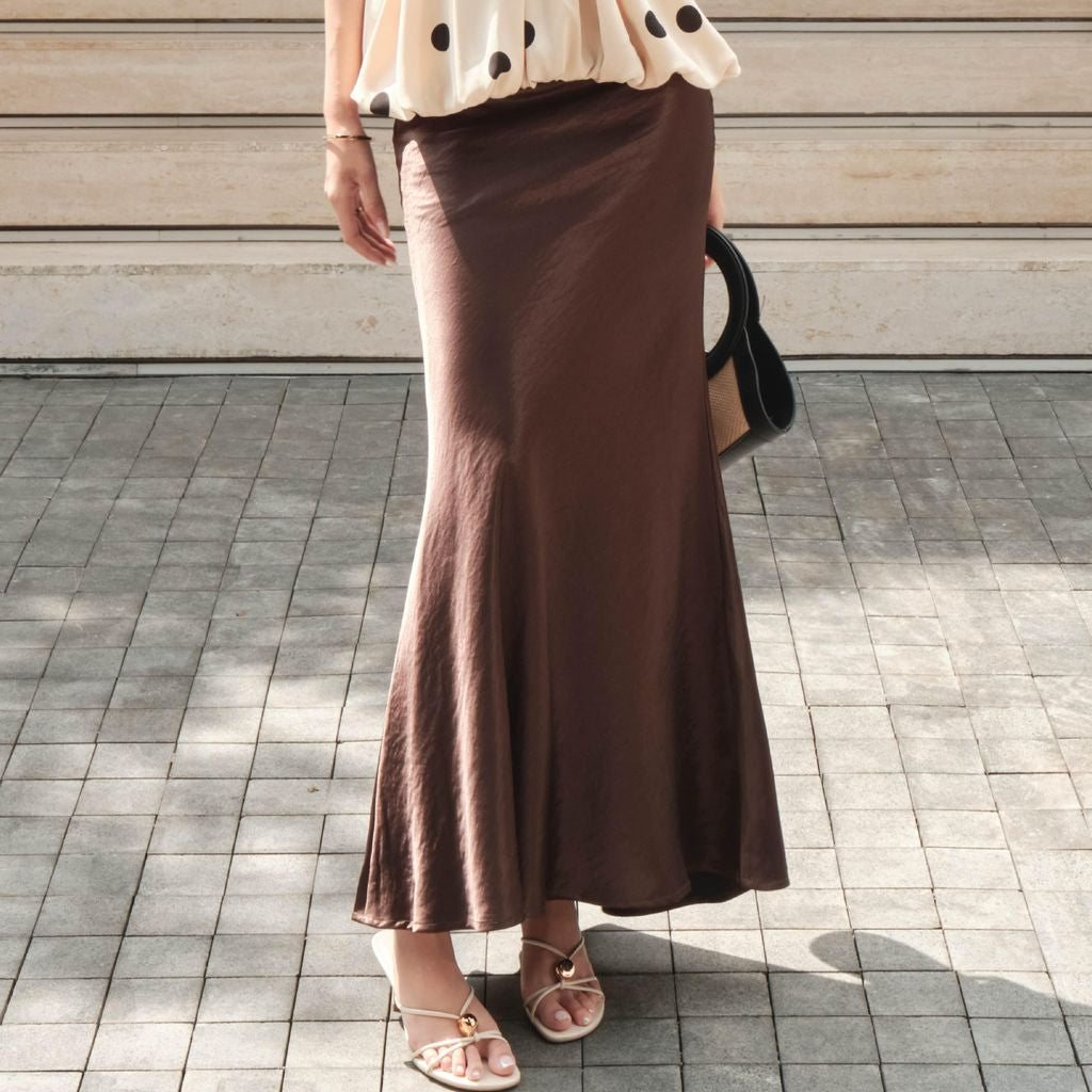 Noir Midi Skirt