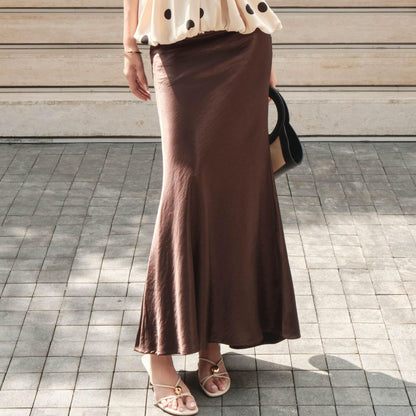 Noir Midi Skirt