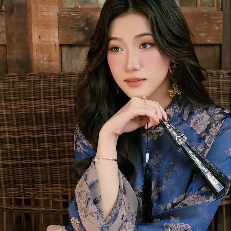 Truc Xuan Ao Dai