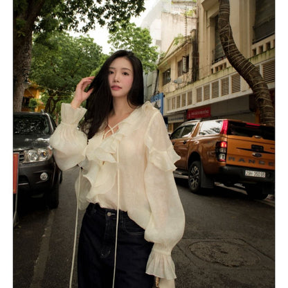 Como Lace Blouse
