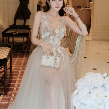 Nude Floral