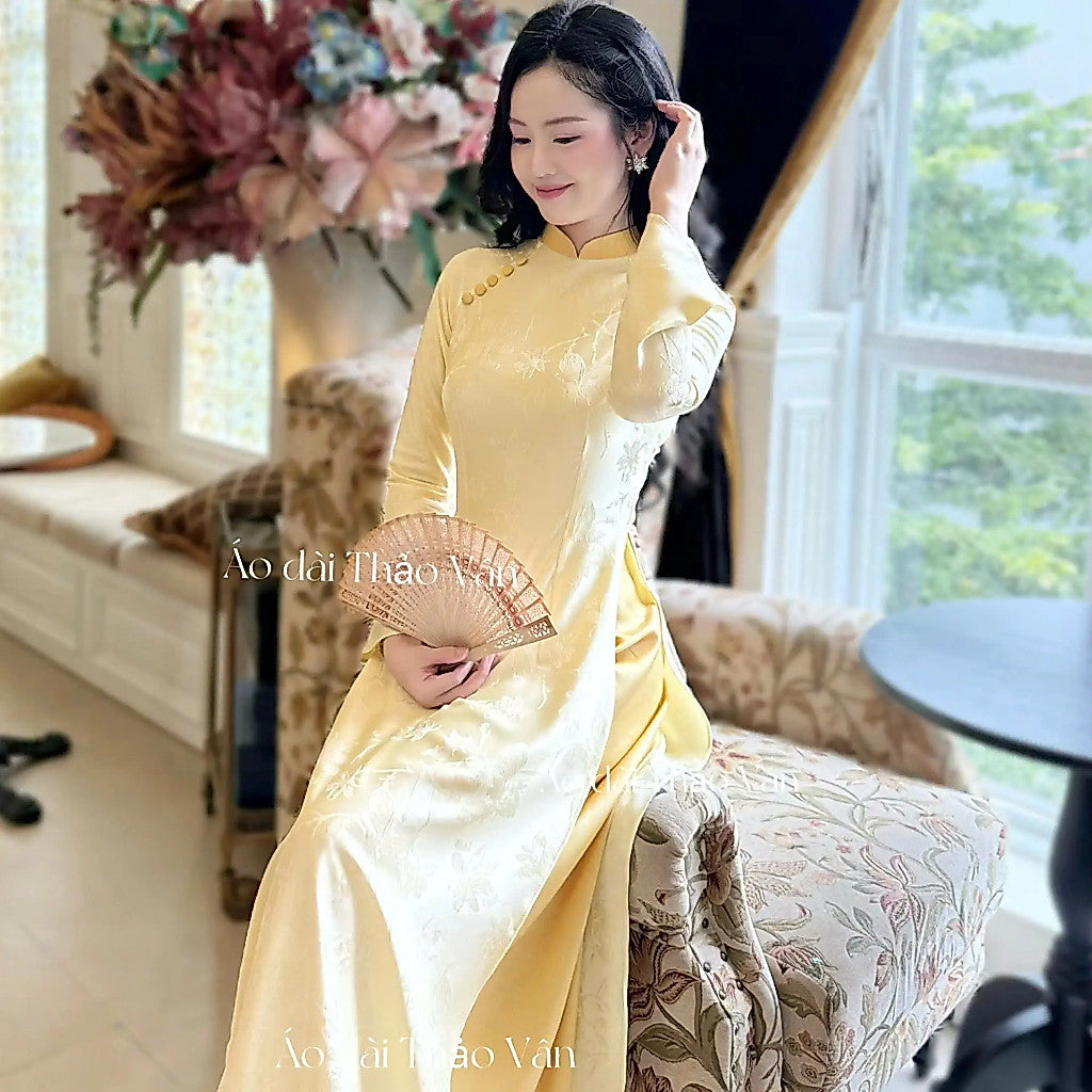 Van Diep Ao Dai