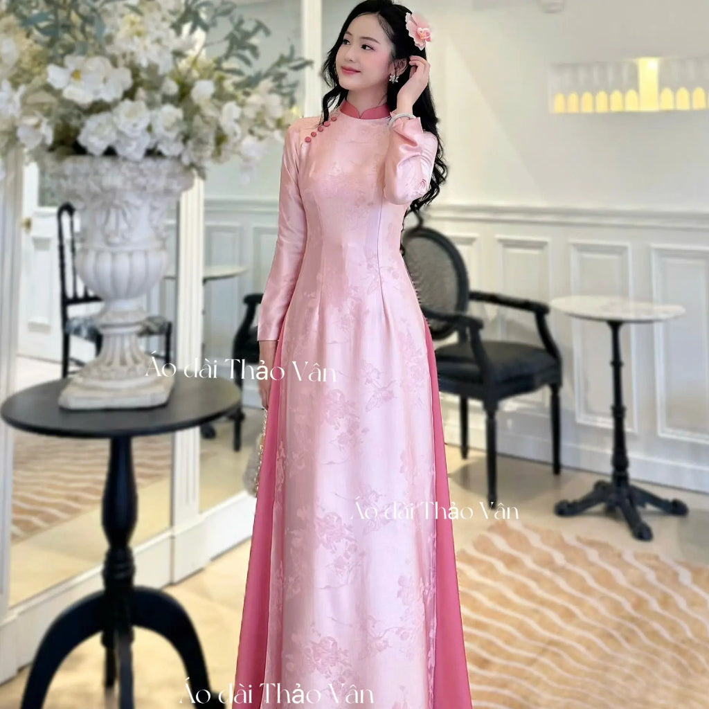 Van Diep Ao Dai