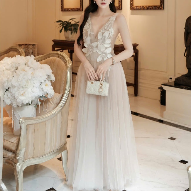 Nude Floral