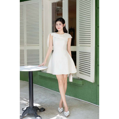 Asymmetric Shoulder Dress