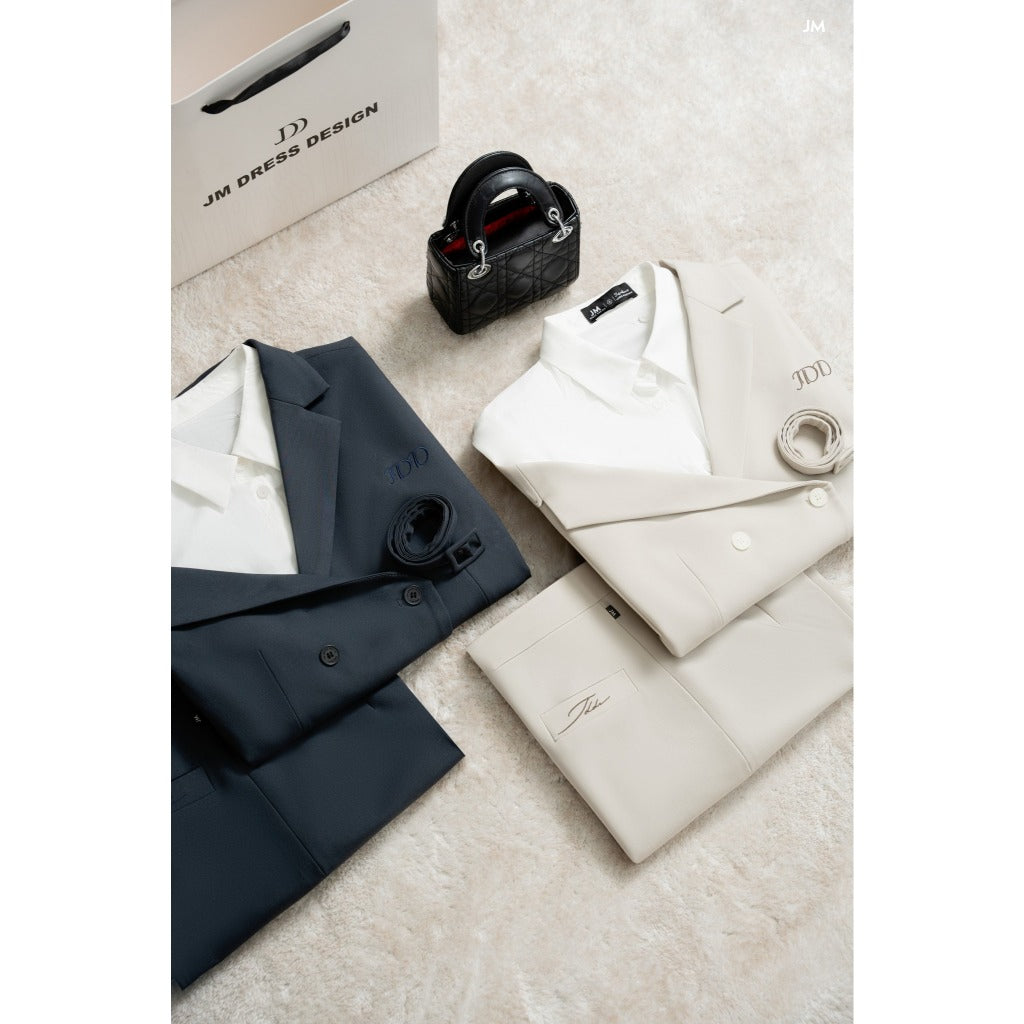 Sleeveless Blazer & Straight-Leg Trousers Set