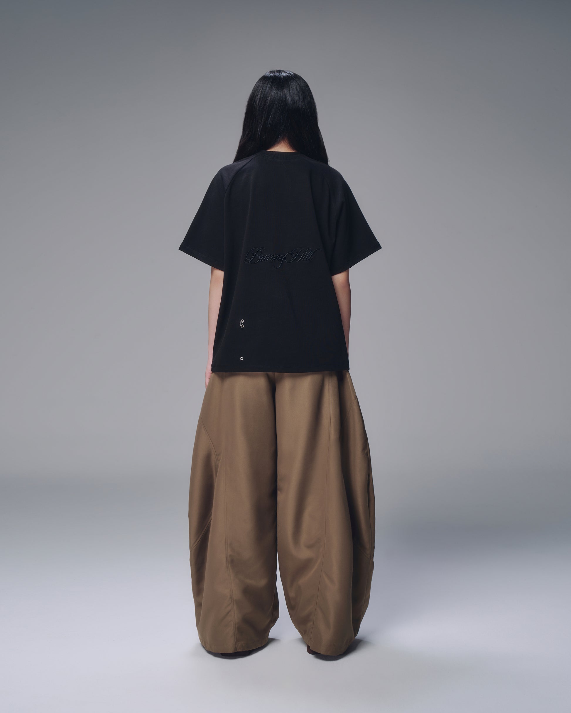 Side angle of Bunnyhill classic shirt styling