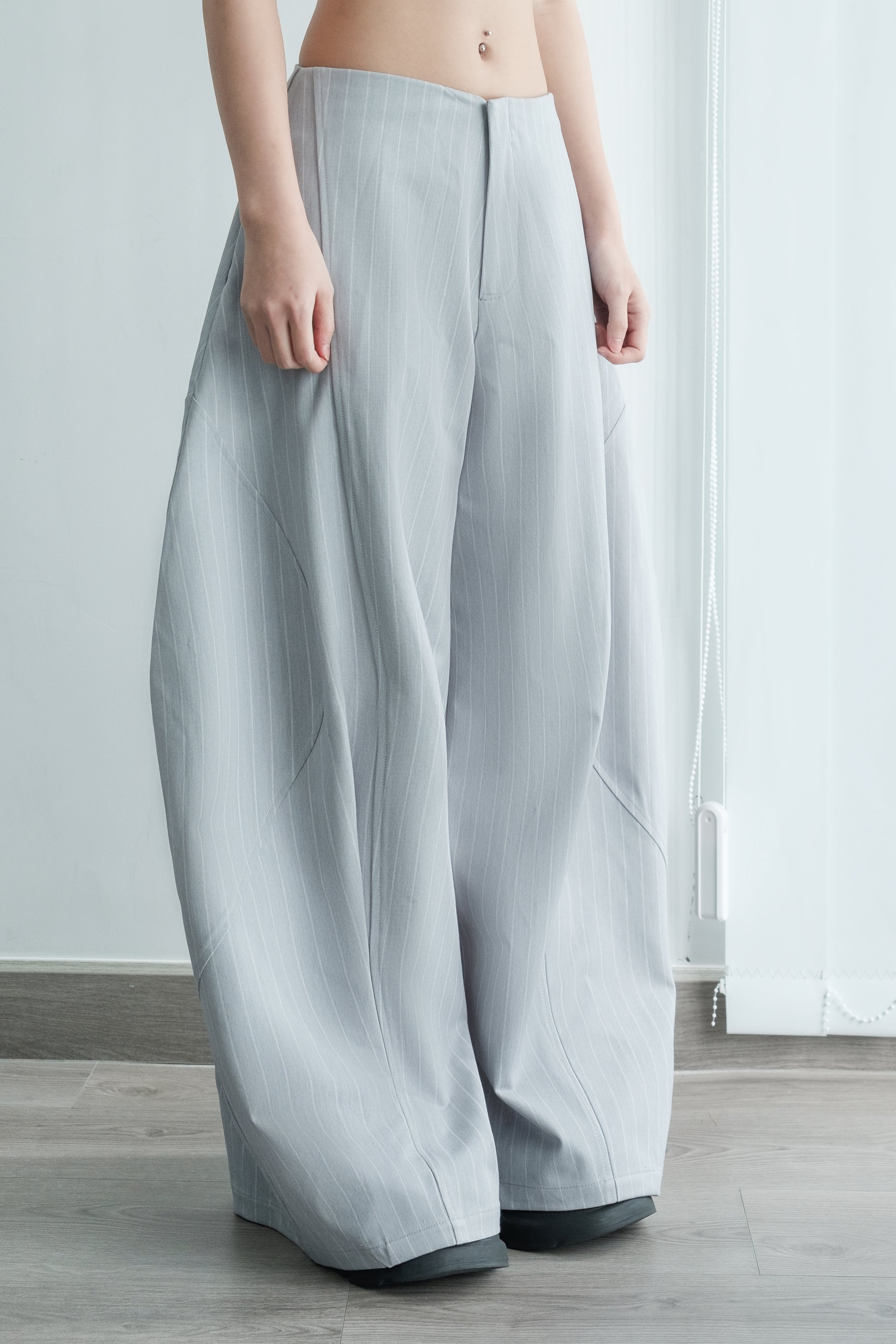 Luft wide-leg pants styled with blouse – Korean minimal look