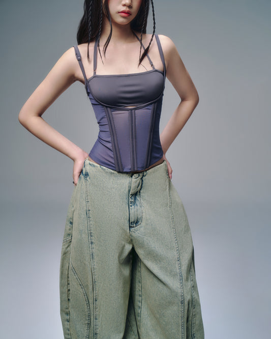 Melios Mesh Top – front view on model