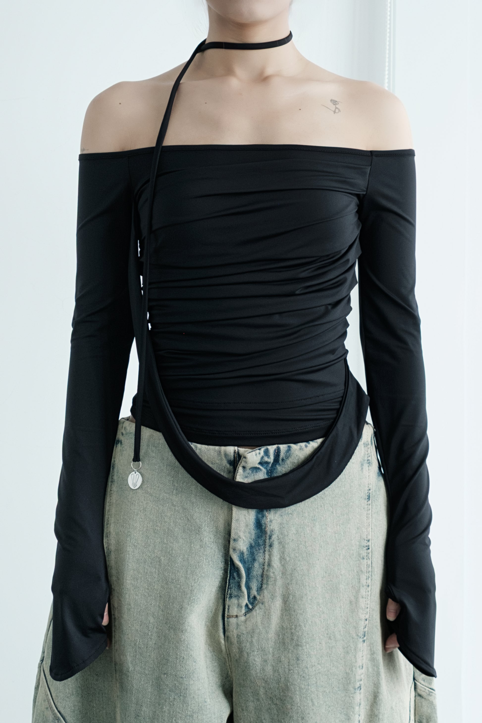 Fitted stretch-knit top with long sleeves – Bunnyhill