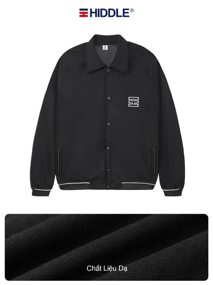 Black jacket with a small logo on a white background, featuring the brand 'Hiddle'.
