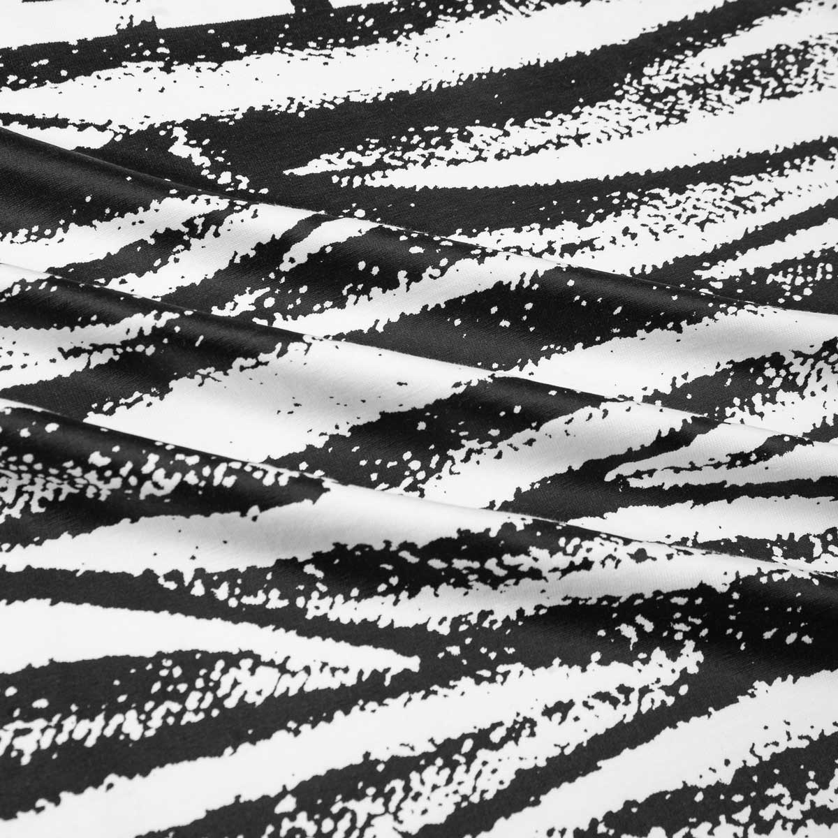 Black and white striped pattern