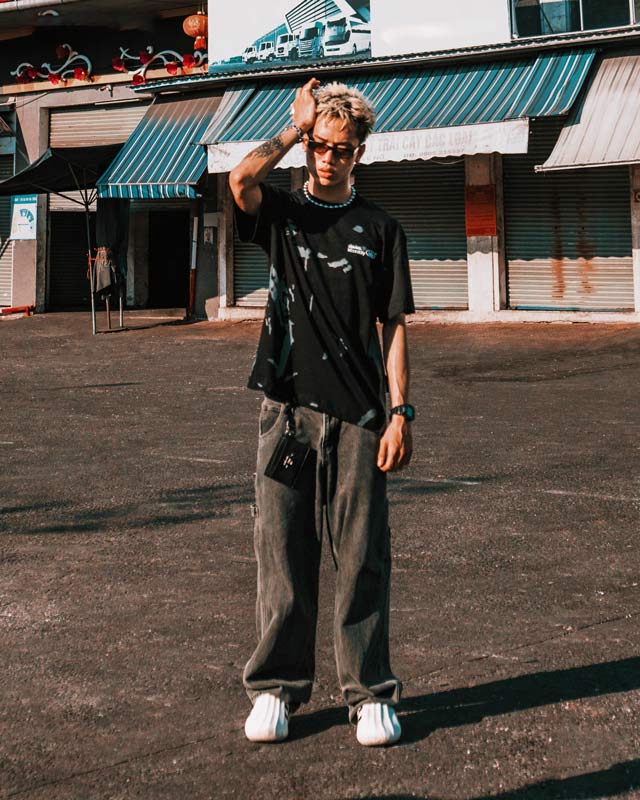 Illusion Tee