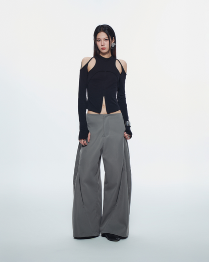 Side profile of black fitted top – Bunnyhill outfit styling